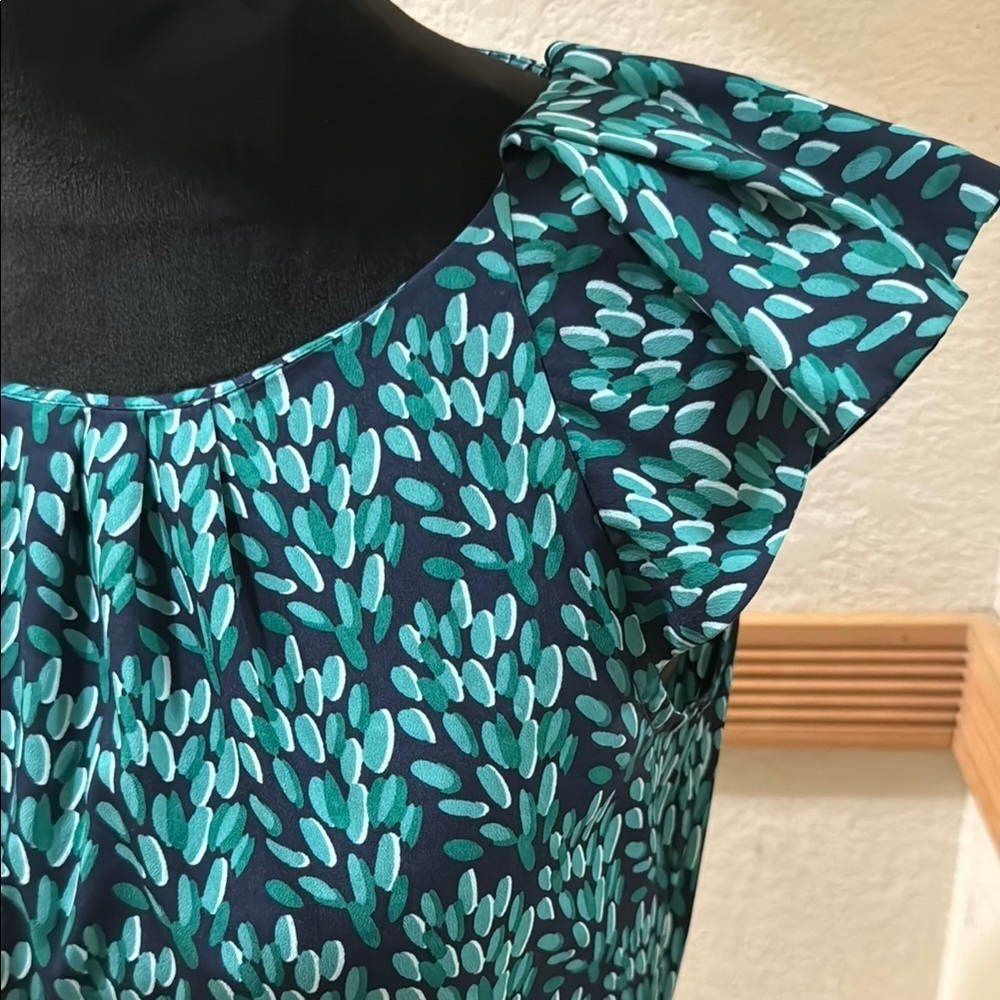 Banana Republic Size S Teal Leaf Print Women's Top!! - Picture 5 of 9